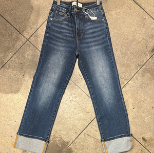 19508 Risen Cuffed Straight Jeans