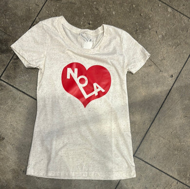 17249 Women Nola Heart Tshirt
