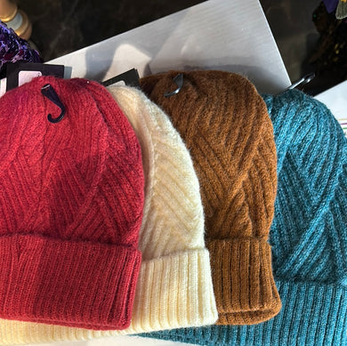 Assorted Cable knit beanie